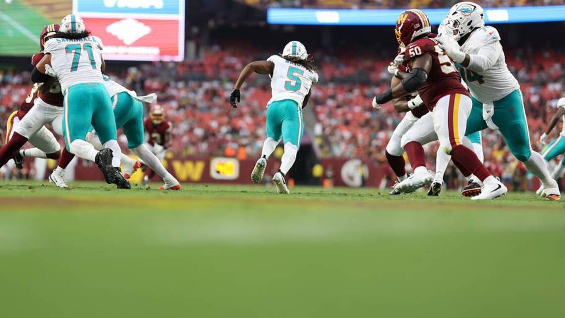 Two Miami Dolphins Players Stand Out Among Those Who Brought the Physicality Jeff Hafley Loved