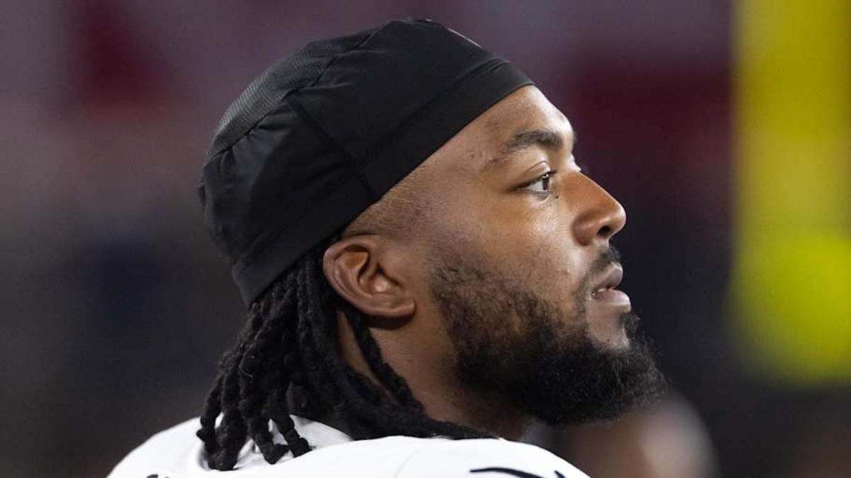  Aug 23, 2025; Glendale, Arizona, USA; Las Vegas Raiders defensive tackle Adam Butler (69) against the Arizona Cardinals during a preseason NFL game at State Farm Stadium. Mandatory Credit: Mark J. Rebilas-Imagn Images | Mark J. Rebilas-Imagn Images 