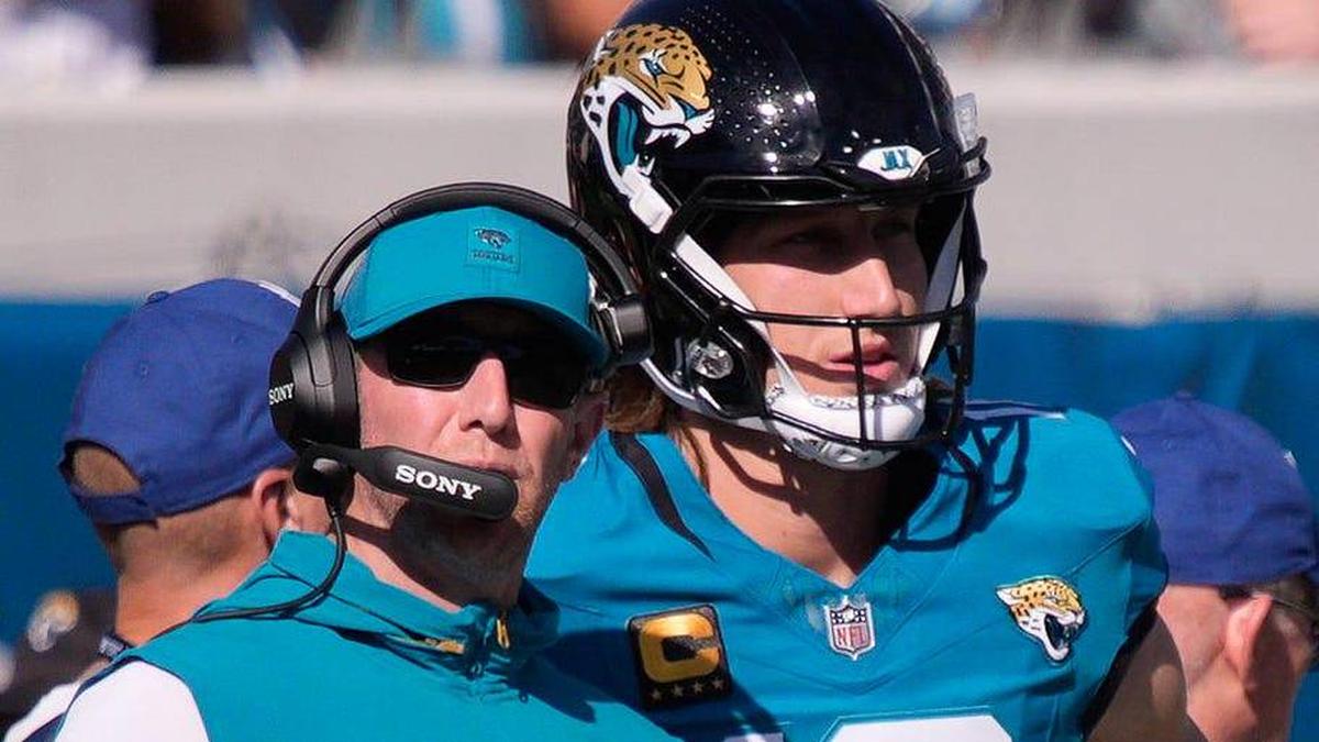  Jaguars head coach Liam Coen and quarterback Trevor Lawrence won 13 games in their first season together. | Doug Engle/Florida Times-Union / USA TODAY NETWORK via Imagn Images 