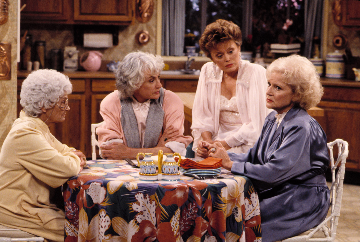 THE GOLDEN GIRLS, Estelle Getty, Bea Arthur, Rue McClanahan, Betty White, ‘Not Another Monday’ (Season 5, aired Nov. 11, 1989), 1985-1992© Touchstone/Courtesy Everett Collection