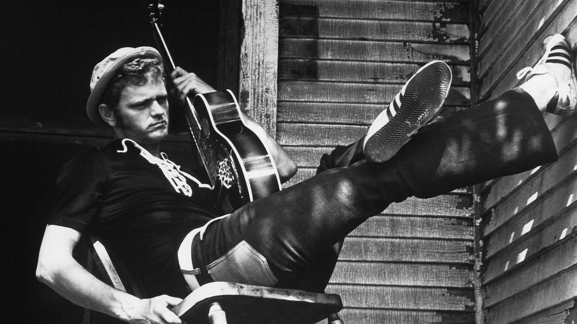 One of Country Music's Unlikeliest Crossovers Hit No. 1 55 Years Ago Today 