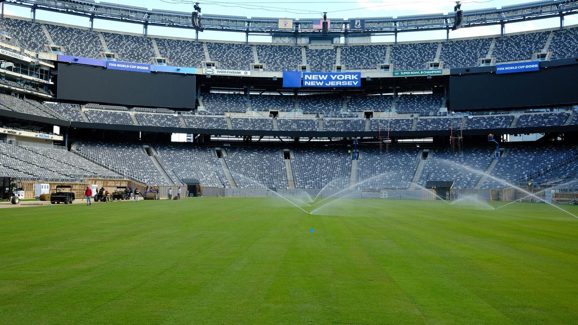 Water bottles will be allowed at FIFA World Cup games, organization says