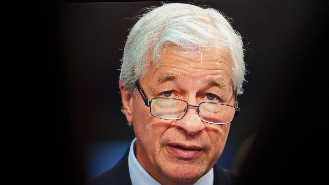 Jamie Dimon reveals AI impact on JPMorgan's hiring, headcount 