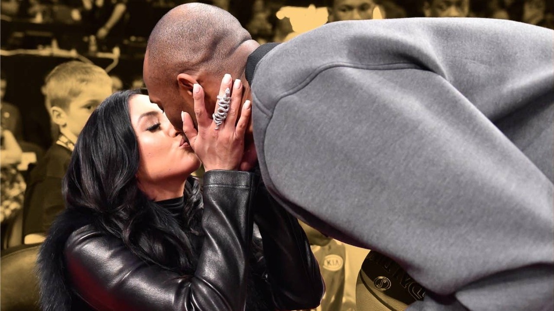 "A crown for my queen" - Kobe Bryant bought a $4 million ring and got a tattoo in honor of his wife Vanessa to ask for forgiveness amid the 2003 scandal 