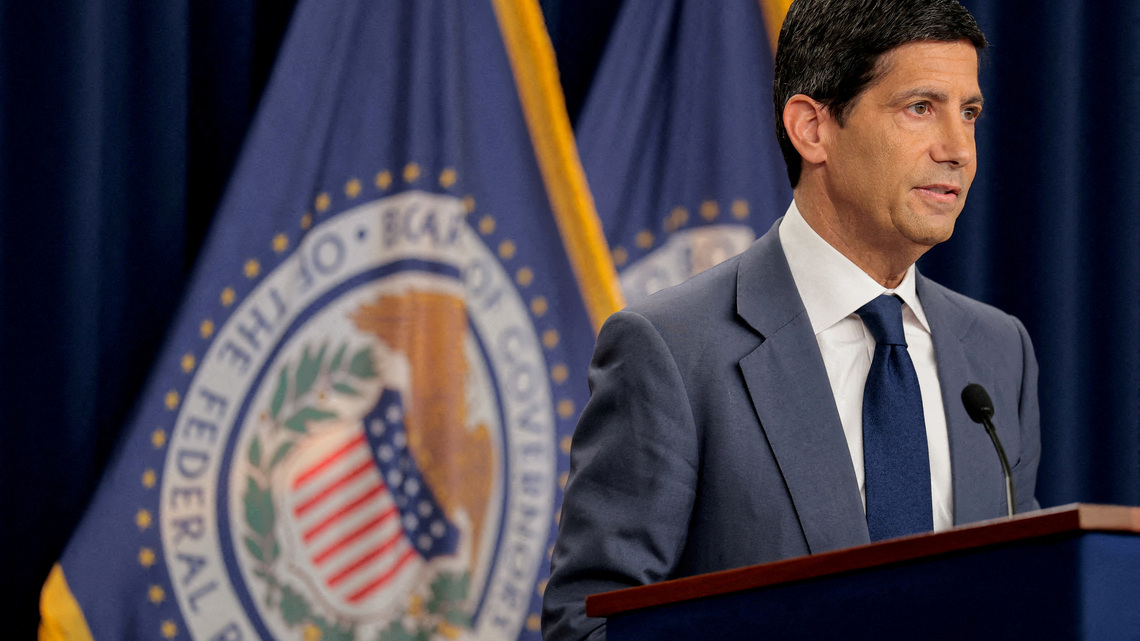 New economic data challenges Fed chief's not-too-hot perspective