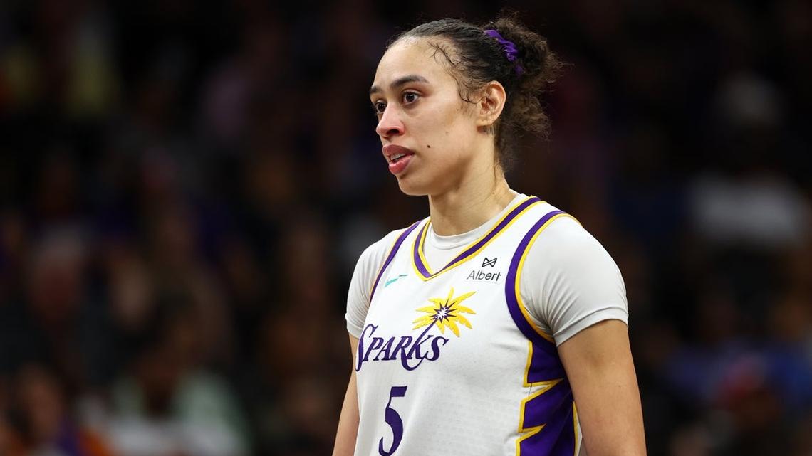 Report: Dearica Hamby re-signing with Sparks 