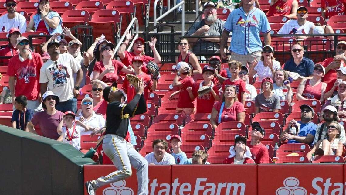 Esmerlyn Valdez homers in Pirates victory over Cardinals 