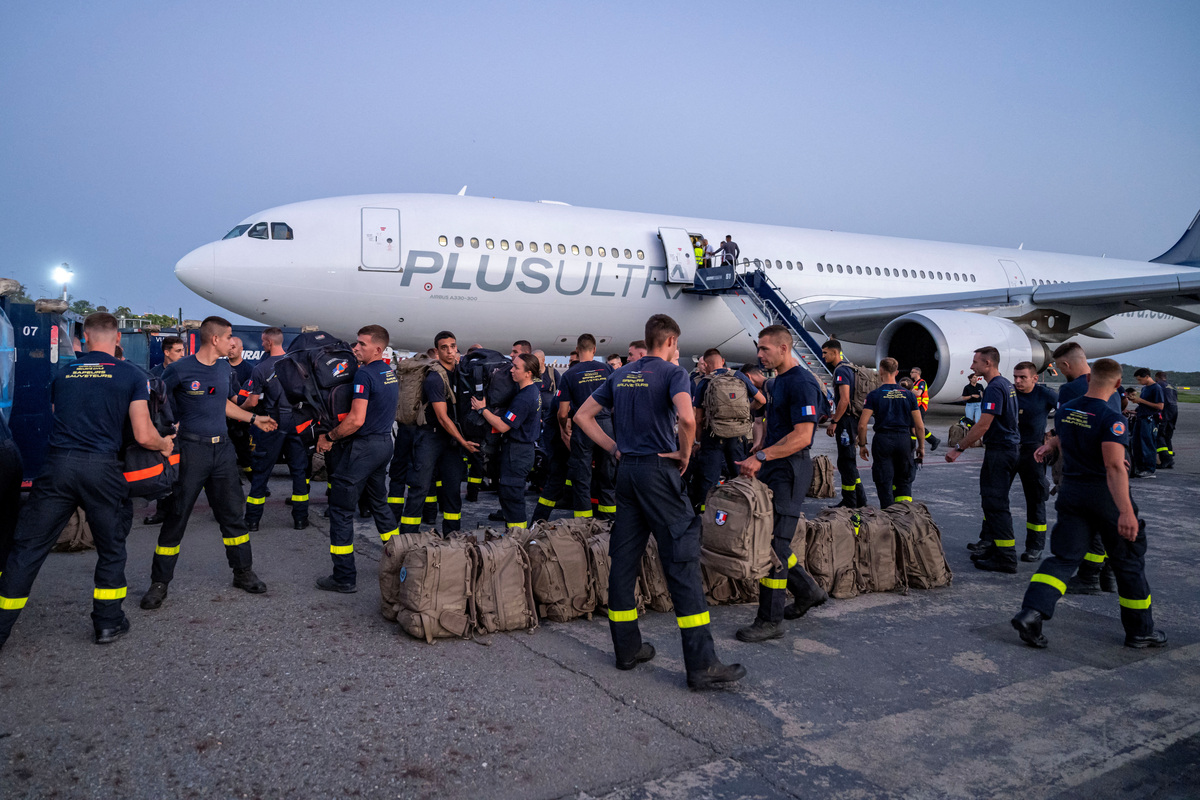 Members of the French Civil Security Training and Intervention Regiment (UIISC 7) arrive at Simon Bolivar International Airport in Maiquetia, La Guaira state, Venezuela, on June 27, 2026, to assist with rescue operations following earthquakes. MIGUEL MEDINA/Pool via REUTERS