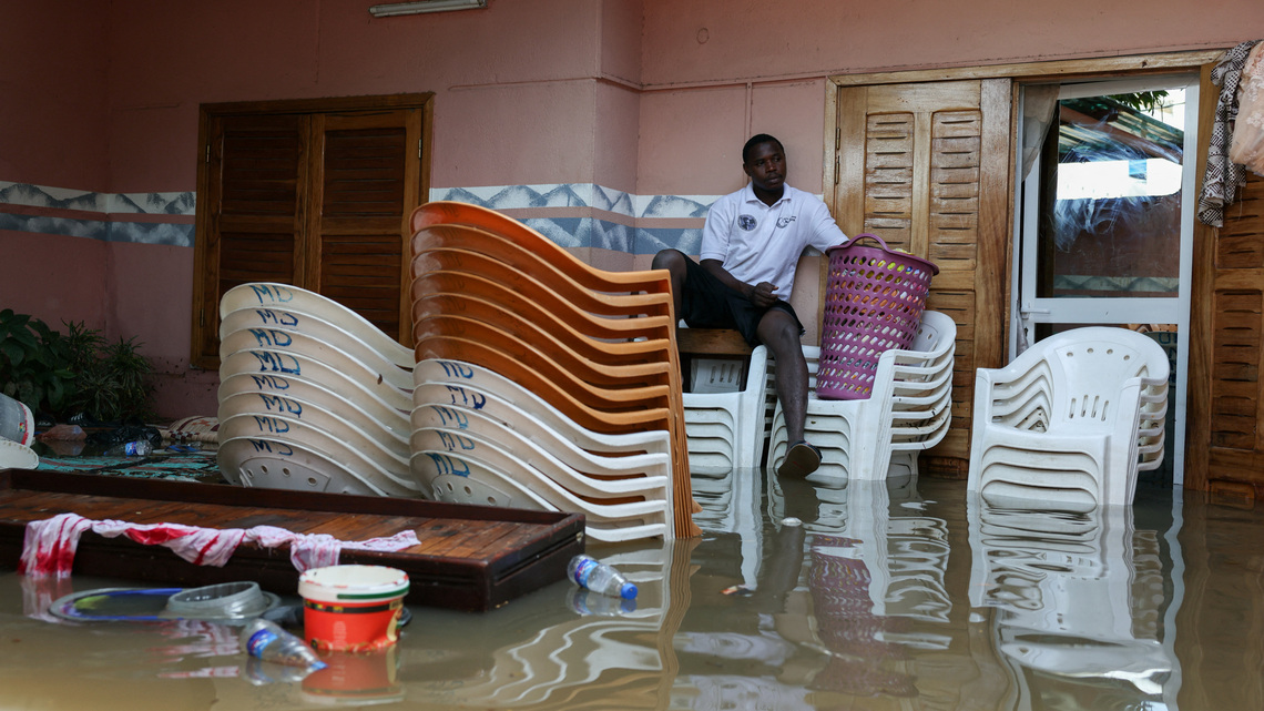Heavy rains lead to Senegal floods, government reports several deaths 