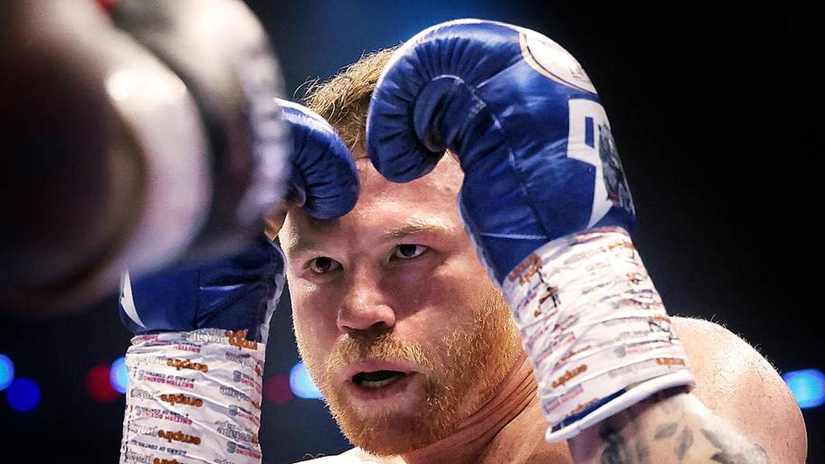  Canelo Álvarez earns a fortune. | Getty Images 