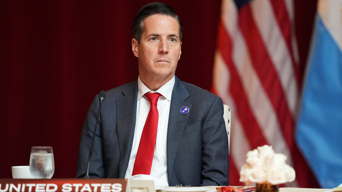 US senators press for quick Chinese vehicle ban this week as Xi visits 