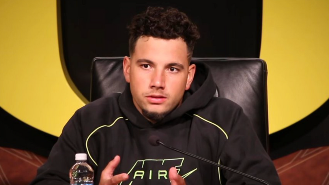 Dylan Raiola Showed All College Football Players How You Should React To Getting Benched 