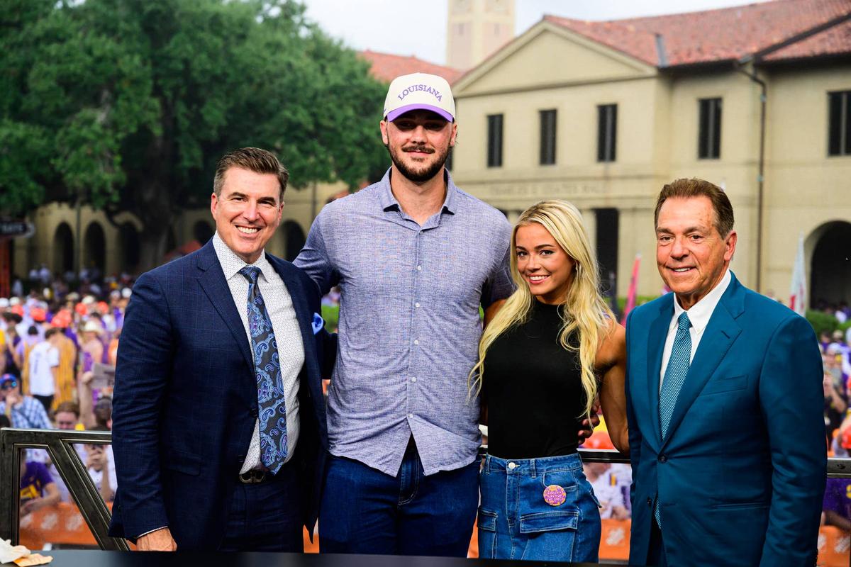  BATON ROUGE, LOUISIANA - NOVEMBER 09: ESPN College GameDay host Rece Davis and Nick Saban pose for a photo with guest hosts Paul Skenes and Olivia Dunne on the set of ESPN College GameDay at the LSU Quad on November 9, 2024 in Baton Rouge, Louisiana. (Photo by LSU Athletics/University Images via Getty Images) 