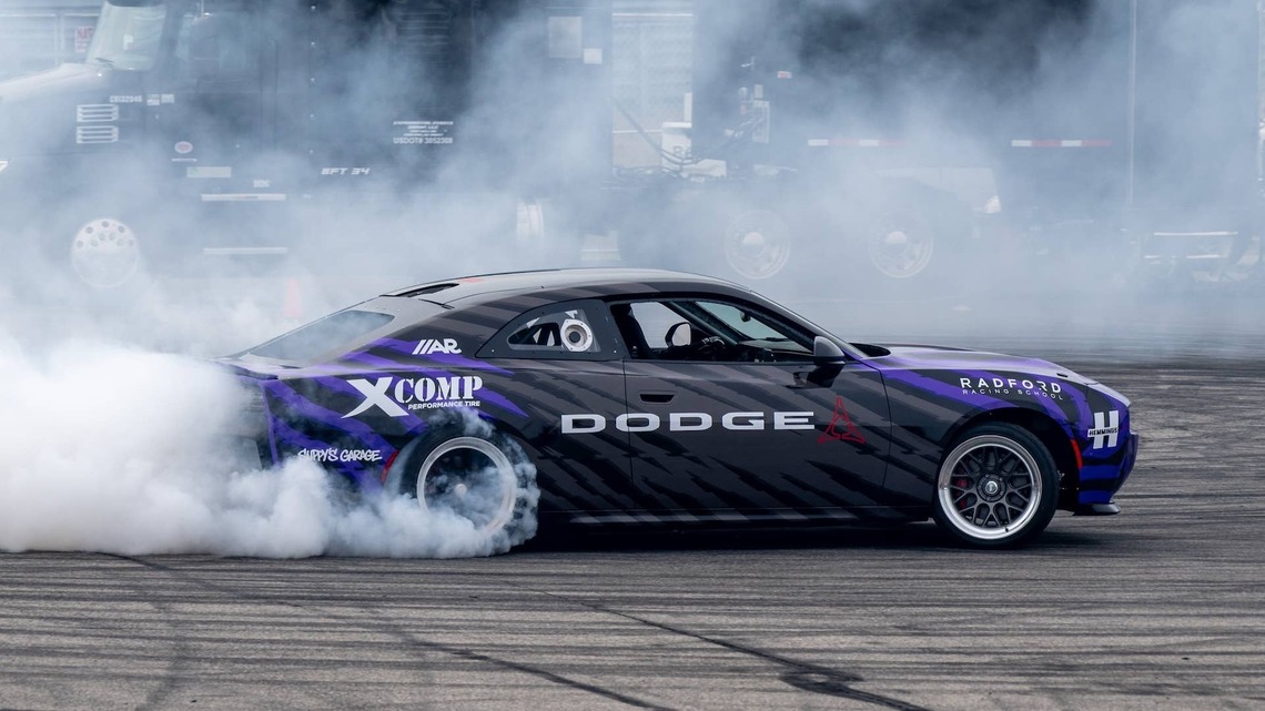 Dodge Reveals Two 750-HP Manual Charger SIXPACKs You Can't Buy 