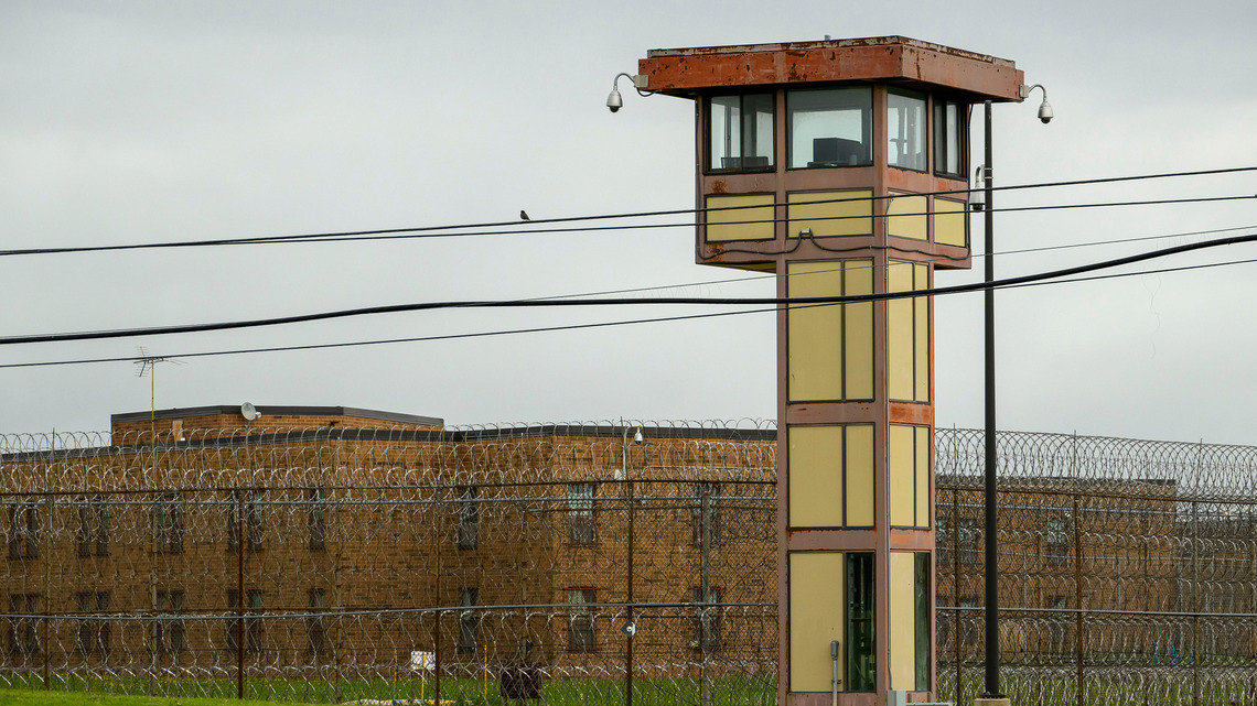 Lawsuit claims Michigan corrections officers filmed inmate giving birth 