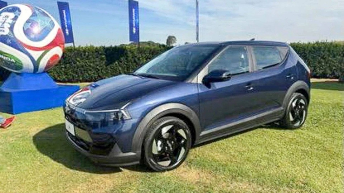 Leaked: Hyundai's New i20 Looks More Like A Small SUV Than A Hatchback 