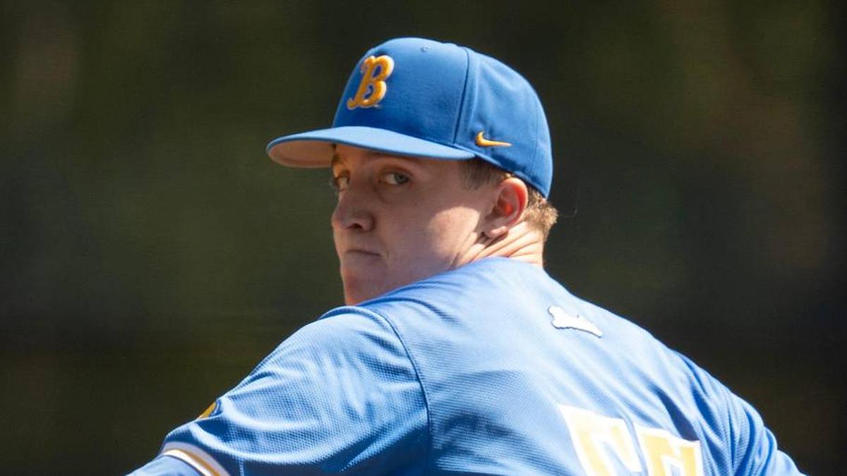  UCLA pitcher Michael Barnett throws against Oregon during the first inning at PK Park in Eugene April 19, 2025 | Chris Pietsch/The Register-Guard / USA TODAY NETWORK via Imagn Images 