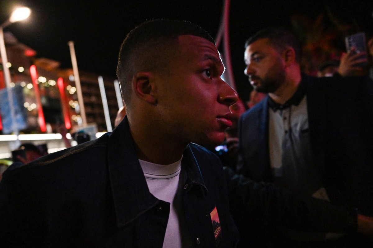  French forward Kylian Mbappe arrives to attend a party for the film "Elvis."