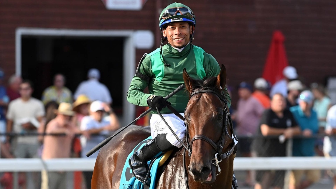 Jockey Of The Week: Six-Win Day, 12 Wins On The Week For Manny Franco 