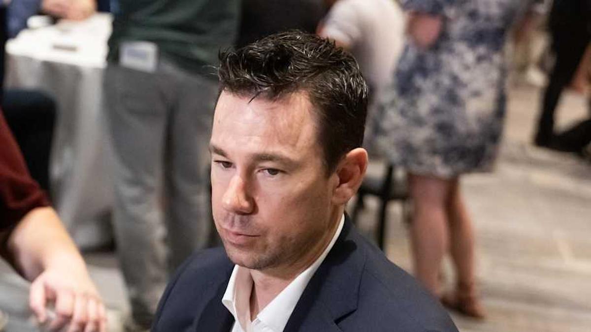  Mar 31, 2026; Phoenix, AZ, USA; Las Vegas Raiders head coach Klint Kubiak during the 2026 NFL Annual League Meeting at the Arizona Biltmore. Mandatory Credit: Mark J. Rebilas-Imagn Images | Mark J. Rebilas-Imagn Images 