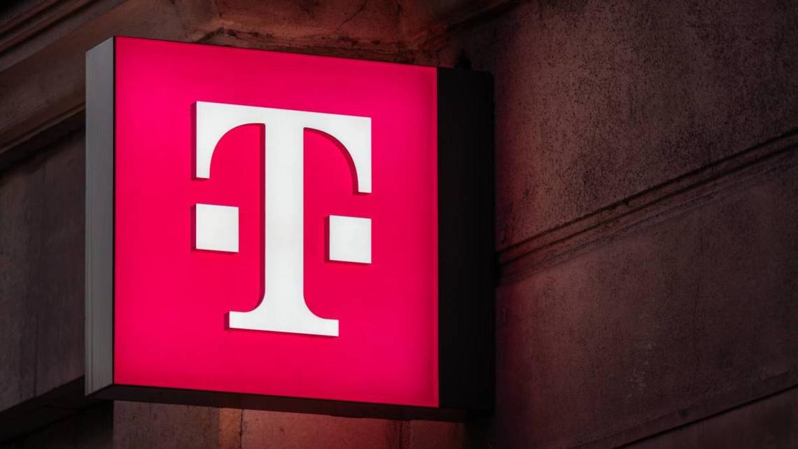 T-Mobile angers customers as it quietly expands major device fee