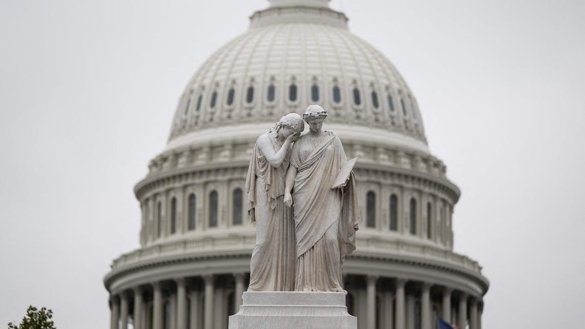 Commentary: Dark money is winning as political parties face an identity crisis 