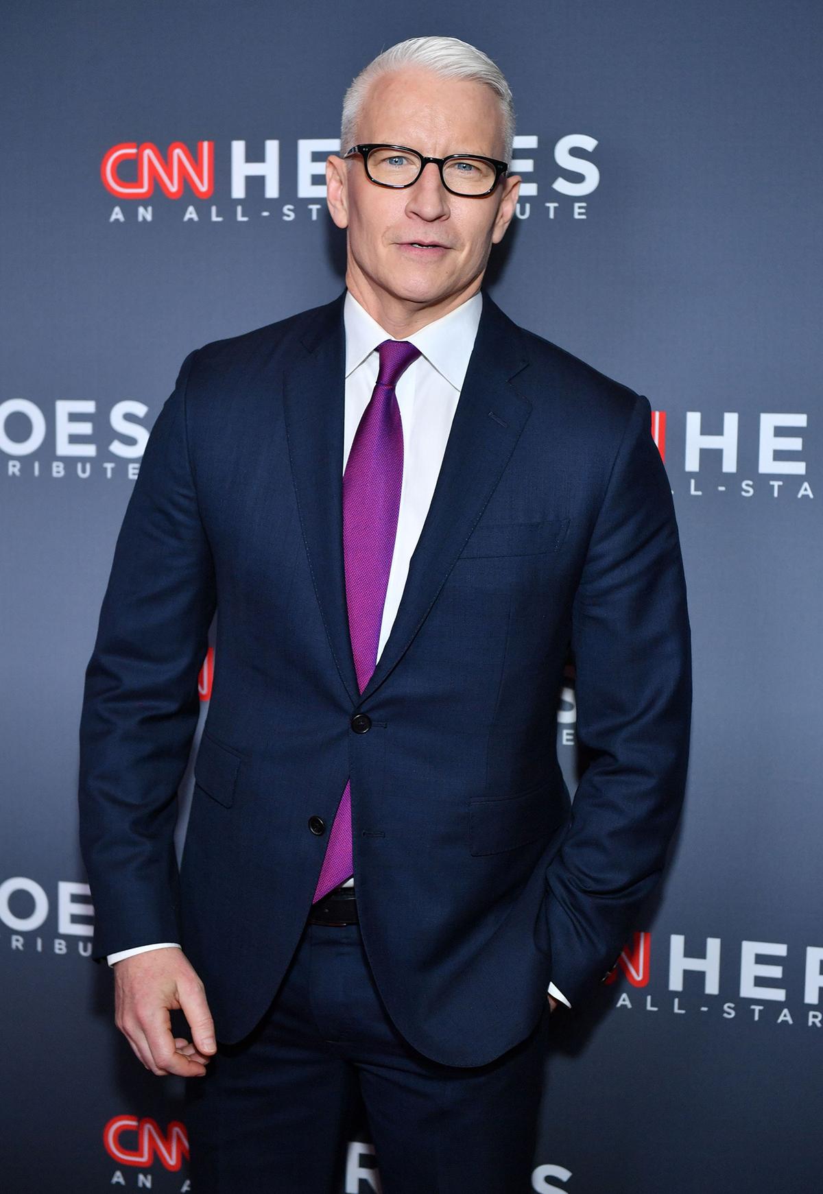  Erik Pendzich/Shutterstock 