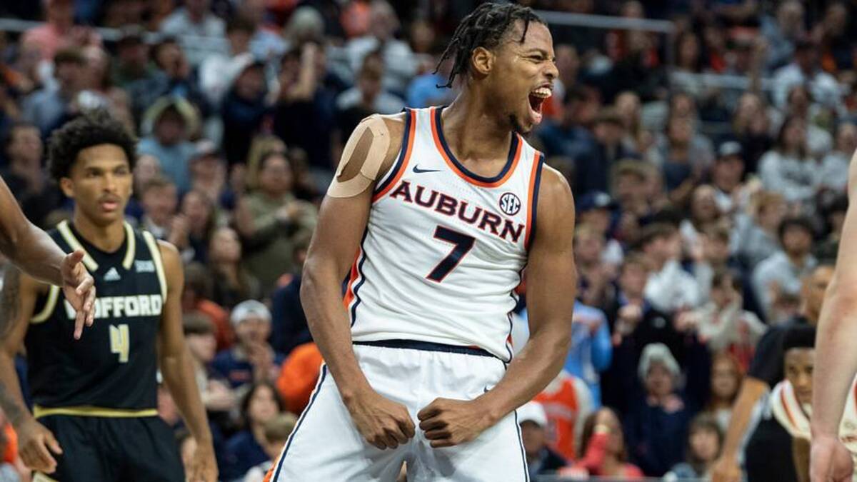  Auburn Tigers forward Keyshawn Hall (7) celebrates a basket as Auburn Tigers take on Wofford Terriers at Neville Arena in Auburn, Ala. on Tuesday, Nov. 11, 2025. Auburn Tigers defeated Wofford Terriers 93-62. | USA TODAY Network via Reuters Connect 