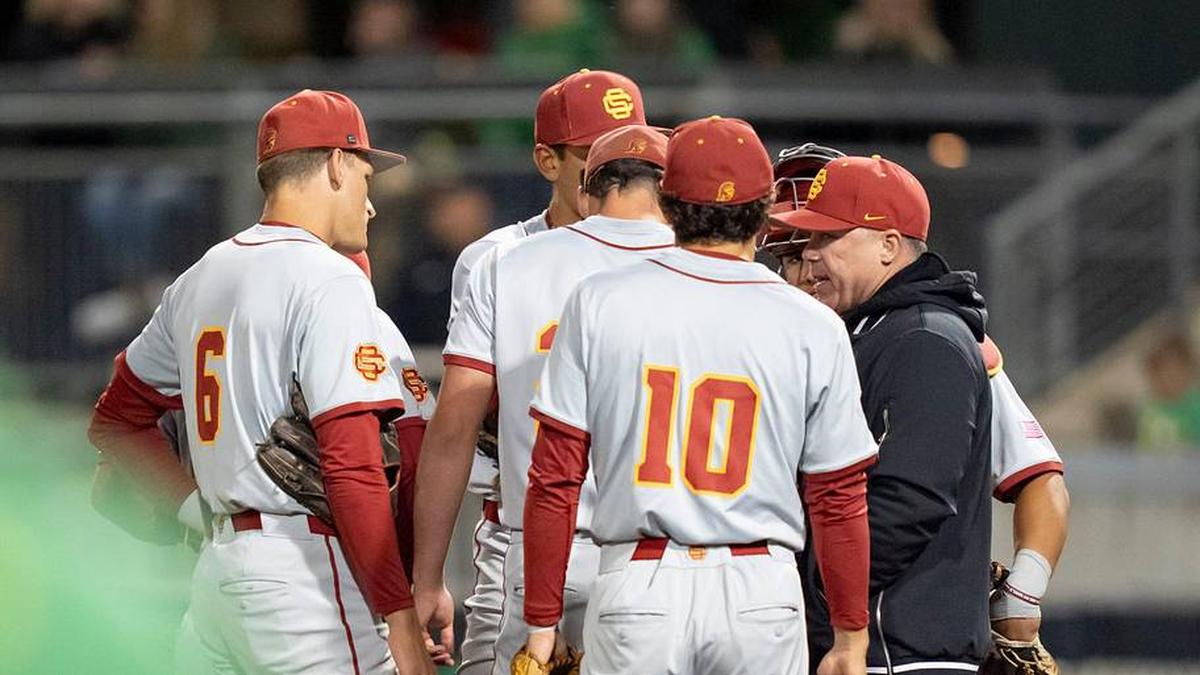 USC meets on the mound as the Oregon Ducks host the USC Trojans on May 14, 2026, in Eugene, Oregon. | Ben Lonergan/The Register-Guard / USA TODAY NETWORK via Imagn Images 