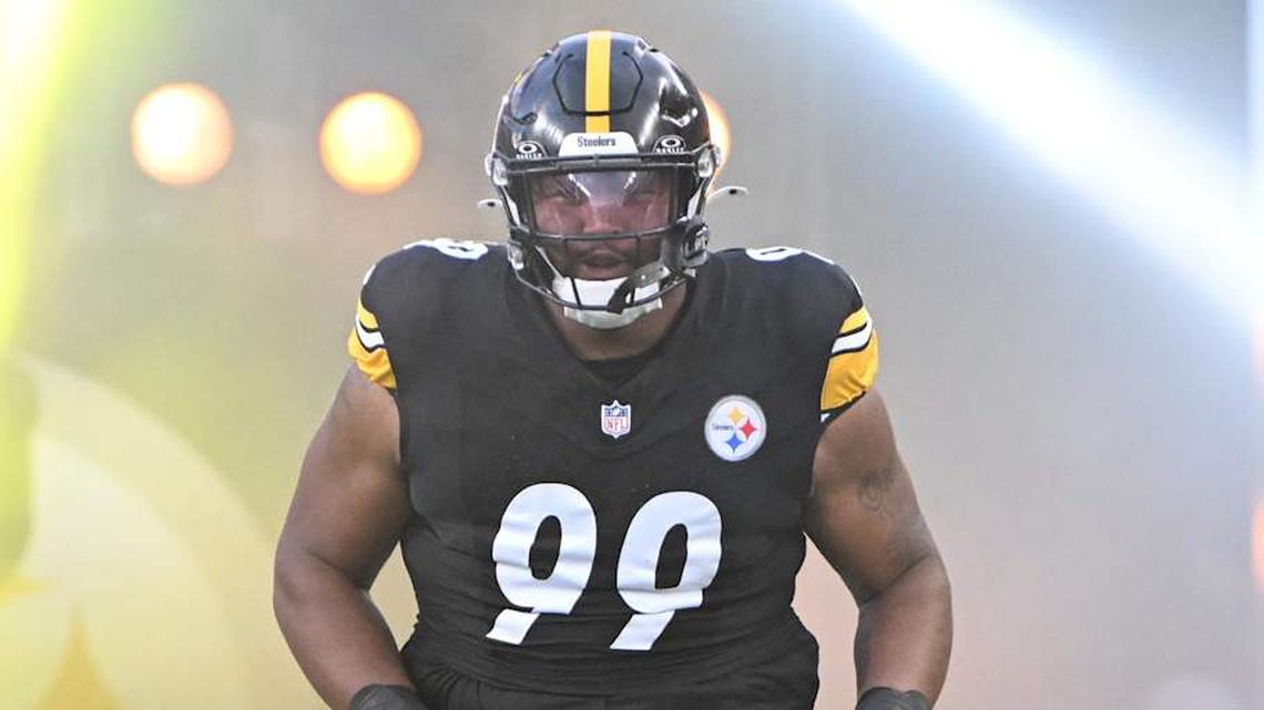  Aug 16, 2025; Pittsburgh, Pennsylvania, USA; Pittsburgh Steelers defensive tackle Derrick Harmon (99) is introduced for a game against the Tampa Bay Buccaneers at Acrisure Stadium. Mandatory Credit: Barry Reeger-Imagn Images | Barry Reeger-Imagn Images 