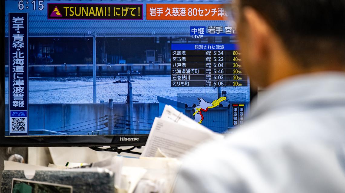 Tsunami warnings lifted after 7.7-magnitude quake off northern Japan 