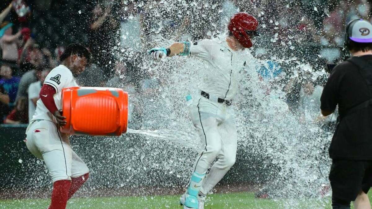 Corbin Carroll's walk-off homer caps D-backs' rally vs. Marlins