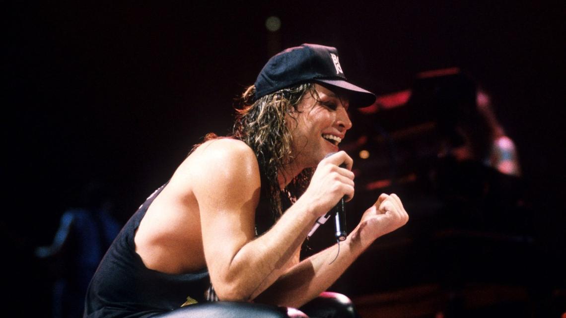 A 1989 Power Ballad Quietly Became One of the Most Emotional No. 1 Hits Ever 