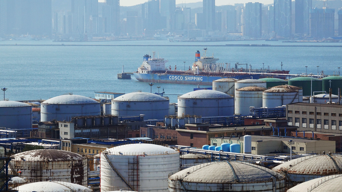 China to resume October fuel exports after holiday pause, sources say