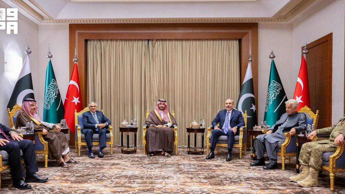 Turkey, Qatar, Pakistan, Indonesia sign defence cooperation accord ...