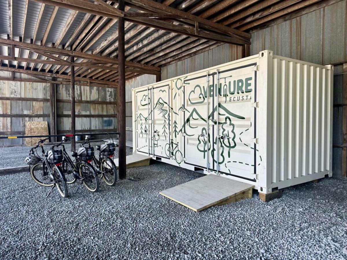  Regular bikes and e-bikes are available to rent at Venture Ecusta in Hendersonville, NC. Photo credit: Cathy Bennett Kopf 