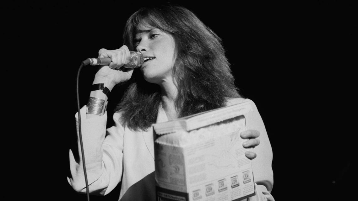 '70s Icon Became the First ‘SNL' Musical Guest to Break Tradition 50 Years Ago 