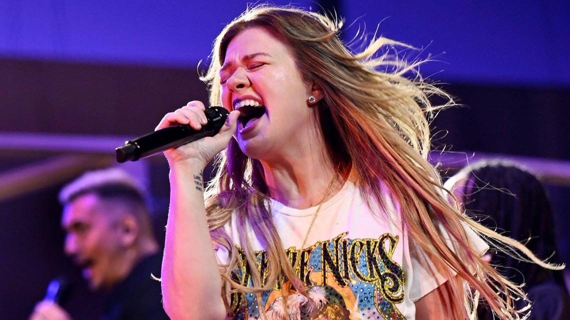 2004 Kelly Clarkson Hit With an Unexpected Rock Edge Became a Breakup Anthem Classic 