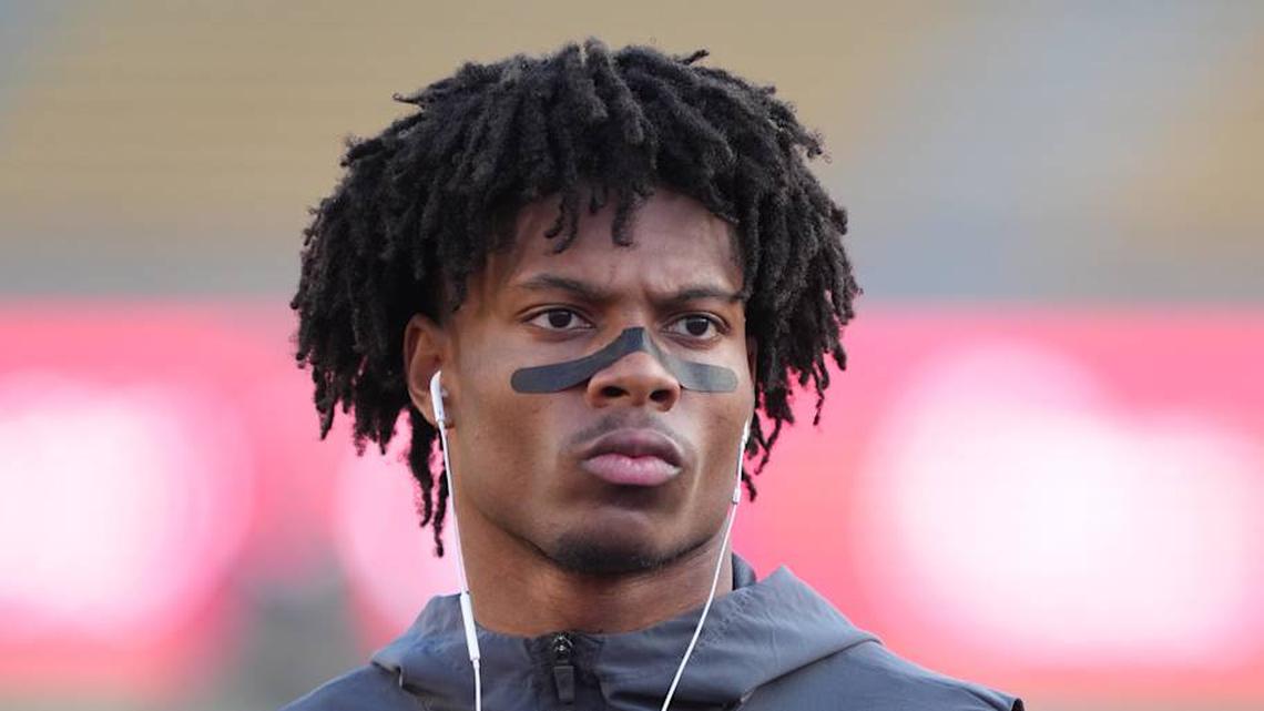  Nov 29, 2025; Berkeley, California, USA; California Golden Bears defensive back Hezekiah Masses (5) before the game against the Southern Methodist Mustangs at California Memorial Stadium. Mandatory Credit: Darren Yamashita-Imagn Images | Darren Yamashita-Imagn Images 