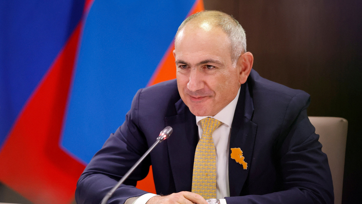 Armenian Prime Minister Nikol Pashinyan attends a meeting with Russian Prime Minister Mikhail Mishustin on the sidelines of the Innoprom 2026 international industrial exhibition in Yekaterinburg, Russia, July 6, 2026. Sputnik/Dmitry Astakhov/Pool via REUTERS