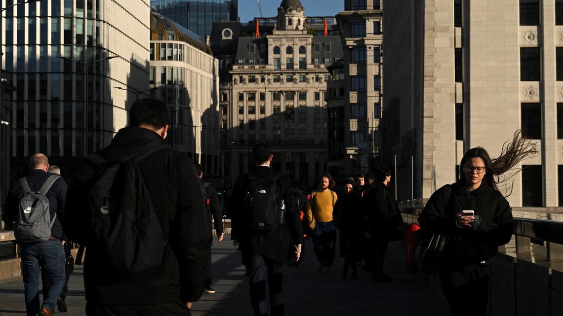 UK economy shows unexpected growth of 0.3% in March 