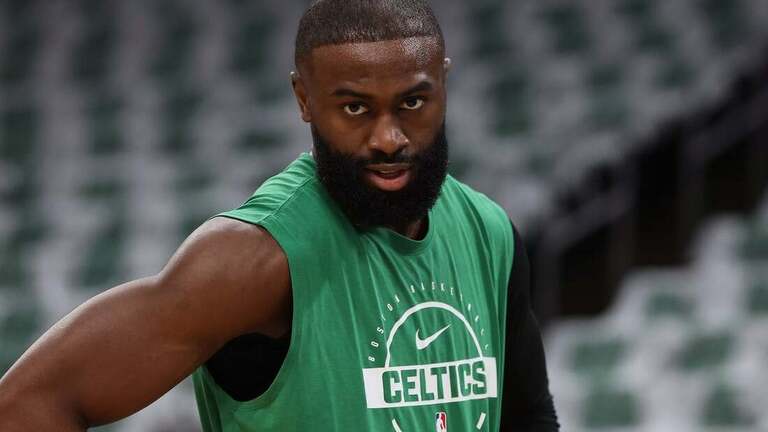 Reports: Celtics still shopping Jaylen Brown 