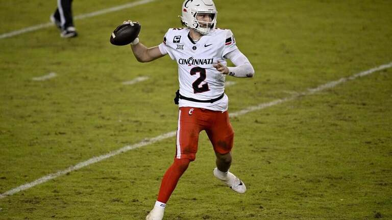 Reports: NCAA opens inquiry into Cincinnati regarding former quarterback Sorsby