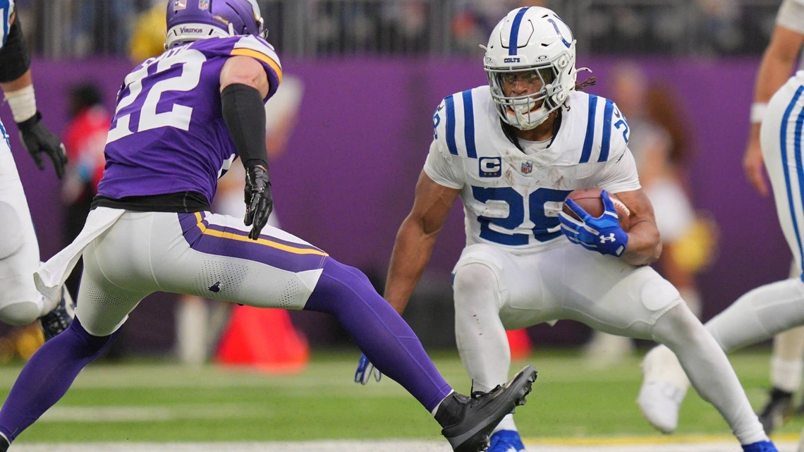 Vikings need to wake up offense, and a trade for RB Jonathan Taylor could be a key move 
