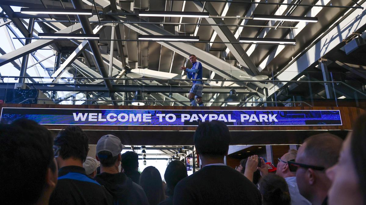 San Jose Earthquakes' Paul Marie (3) claps to fans before a game against the Vancouver Whitecaps at PayPal Park in San Jose, Calif., on Saturday, May 9, 2026.  (Shae Hammond/Bay Area News Group)