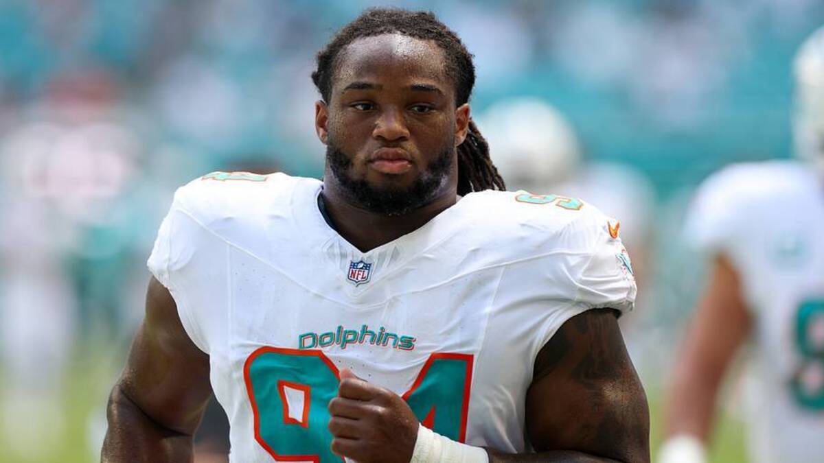 Miami Dolphins defensive tackle Jordan Phillips looks on before a game against the New England Patriots at Hard Rock Stadium in 2025. 