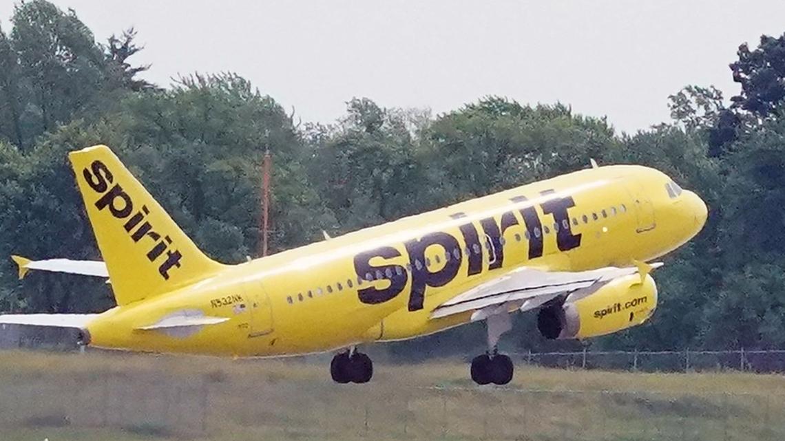 Spirit Airlines shuts down, leaving travelers stranded