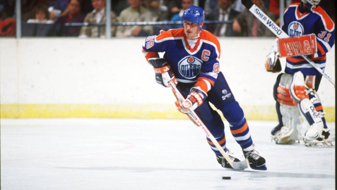 Most Famous Left-Handed Athletes in History 