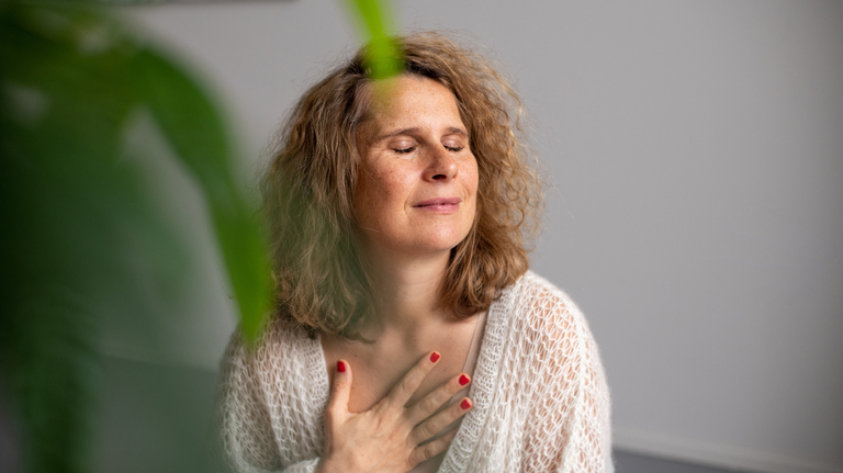 Tired of Heartburn Pain? These 5 GERD Home Remedies Work Fast
