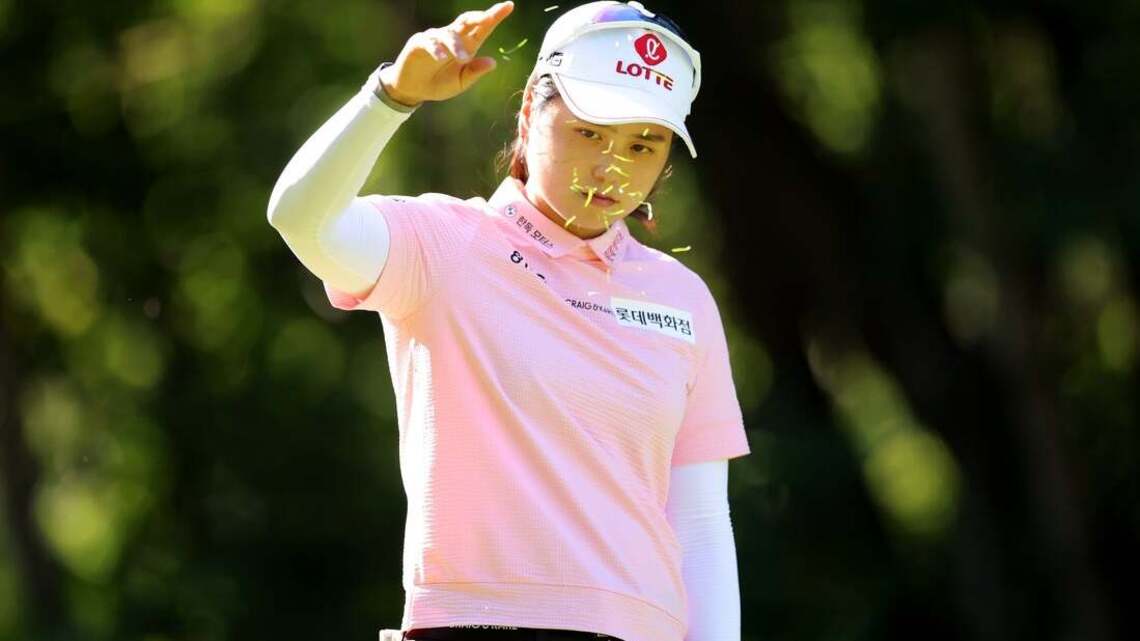 Hye-Jin Choi maintains 2-stroke lead in Shanghai